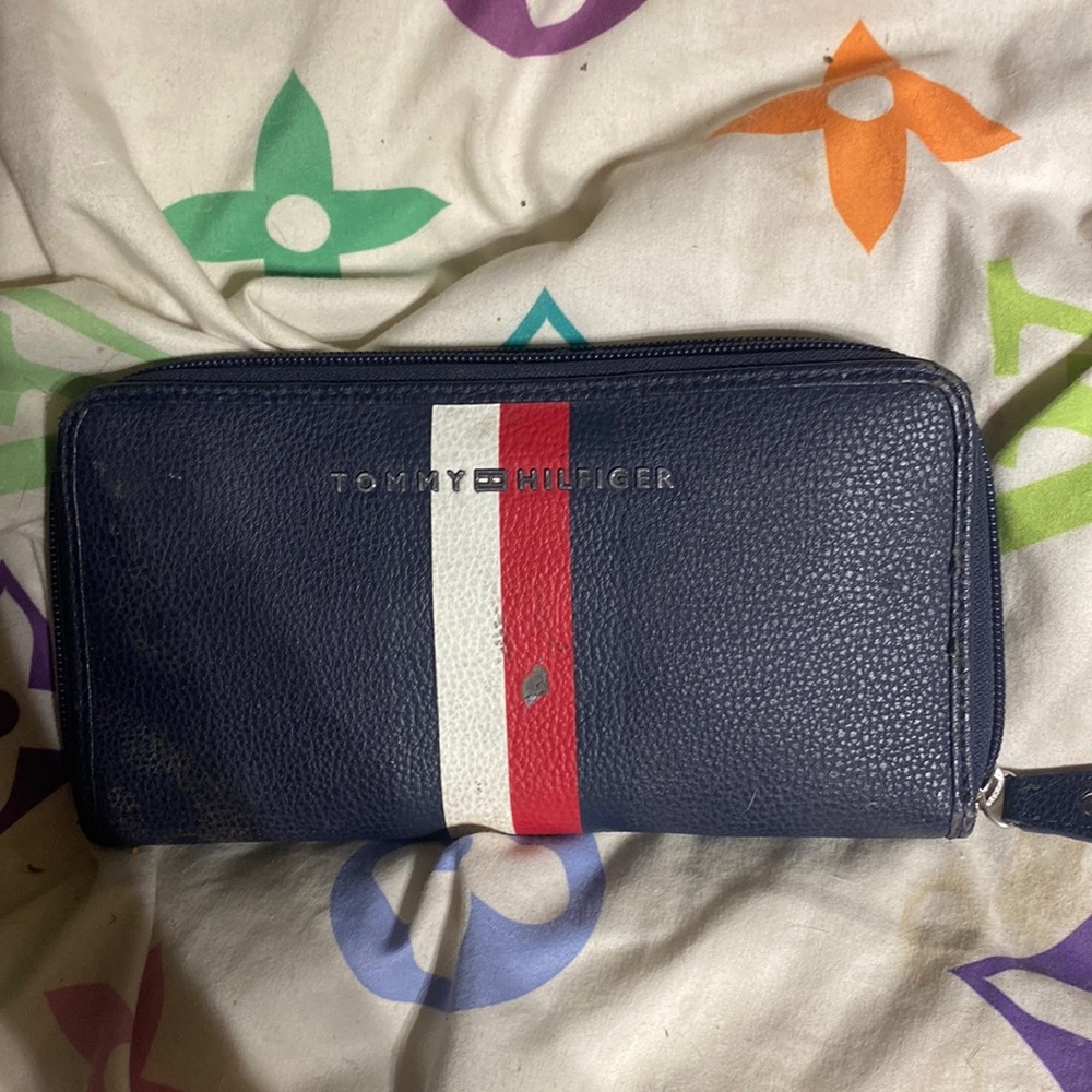 Tommy Hilfiger wallet, red white, and blue